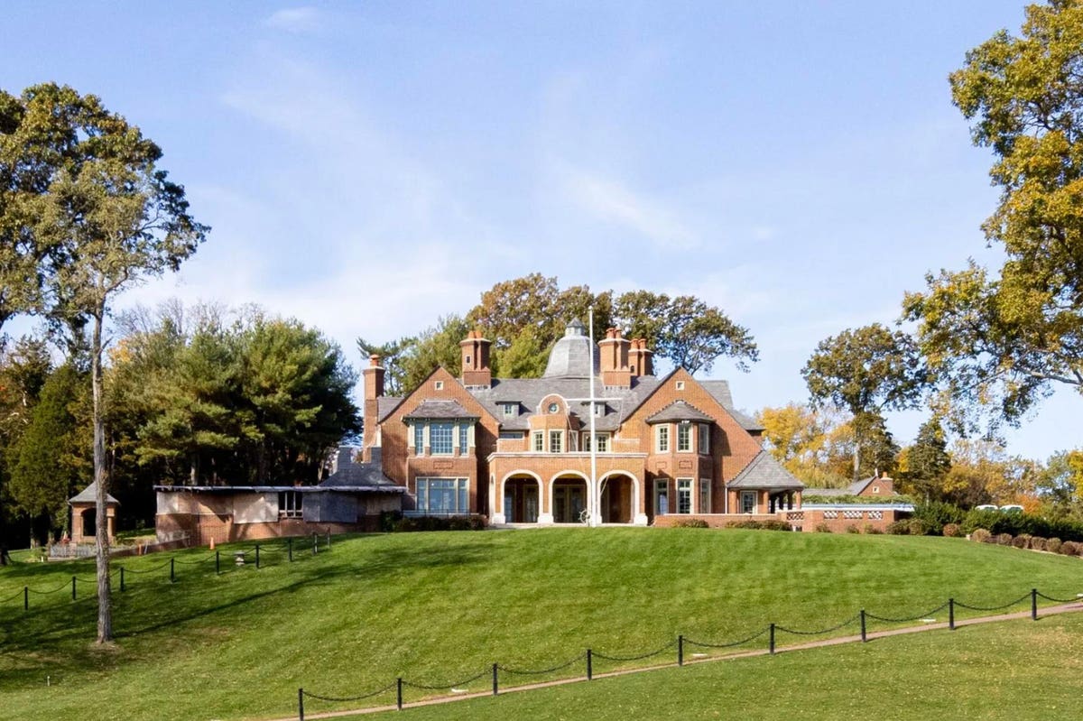 Déménagez ! Billy Joel met en vente sa maison de Long Island pour 49 millions de dollars