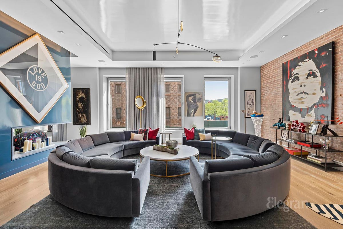 Un grand espace frappe le sweet spot dans cet élégant loft de New York