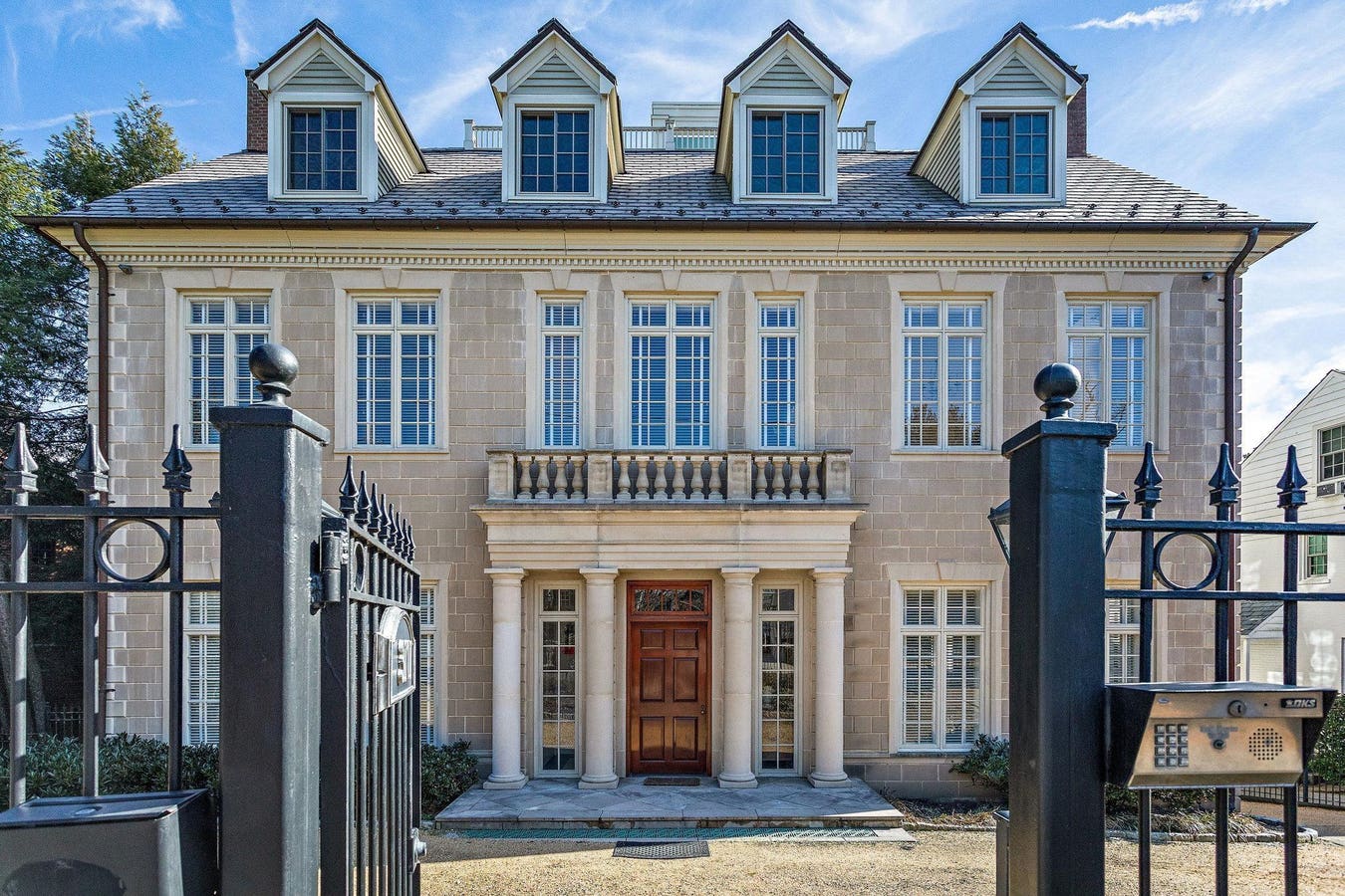 Un manoir de 10 millions de dollars à Washington DC offre une taille et une grandeur