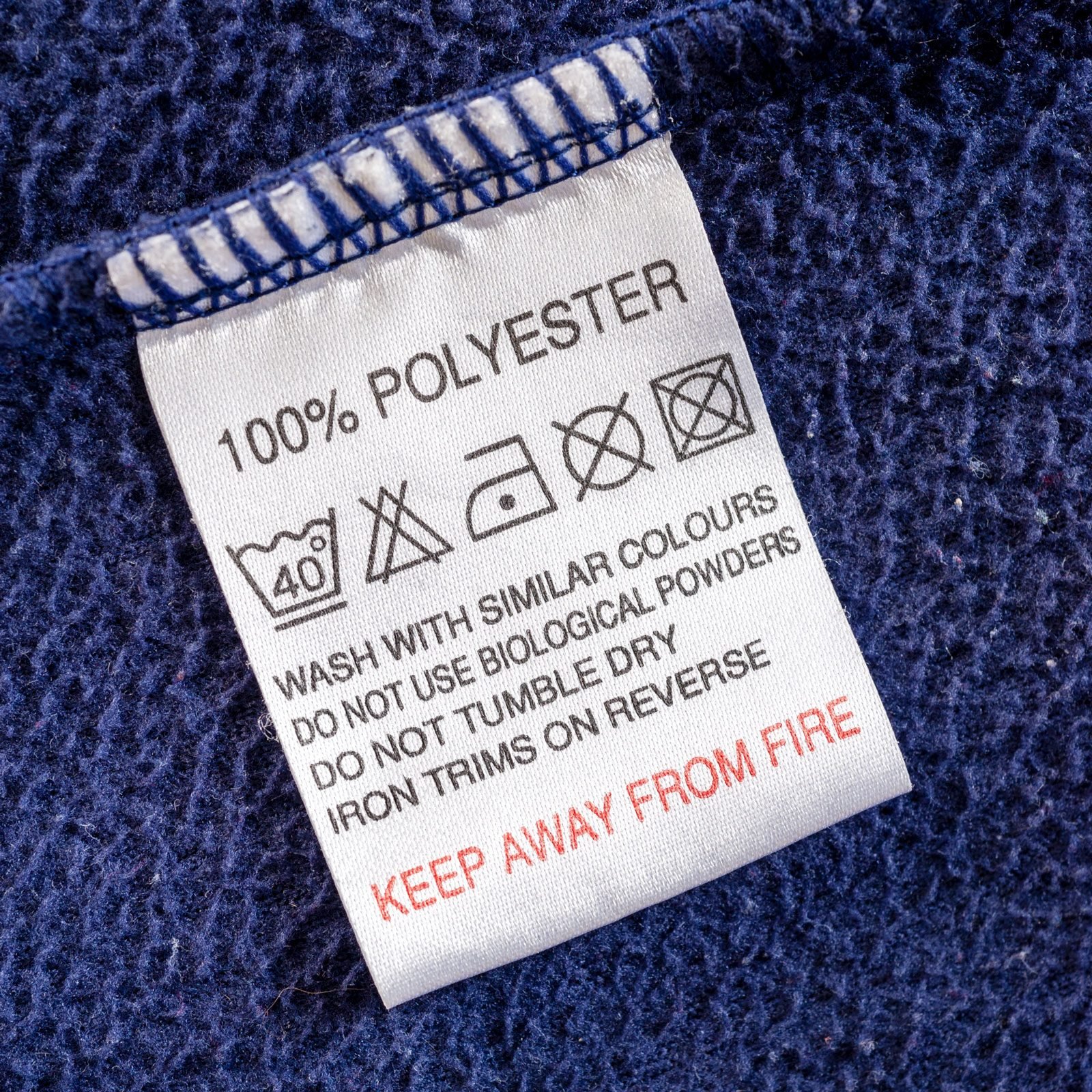 100% polyester clothing care label