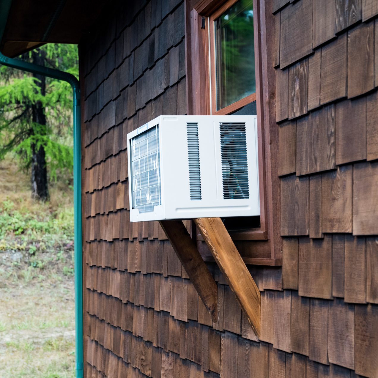 Window air conditioning unit on a cabin