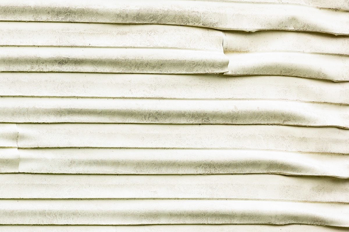 Bubbles in Your Vinyl Siding? What Could Be Wrong (And How to Fix It)