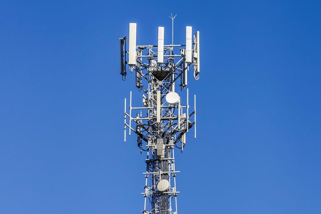 The Pros and Cons of Getting WiFi From Your Cell Phone Provider—Is It Right for You?