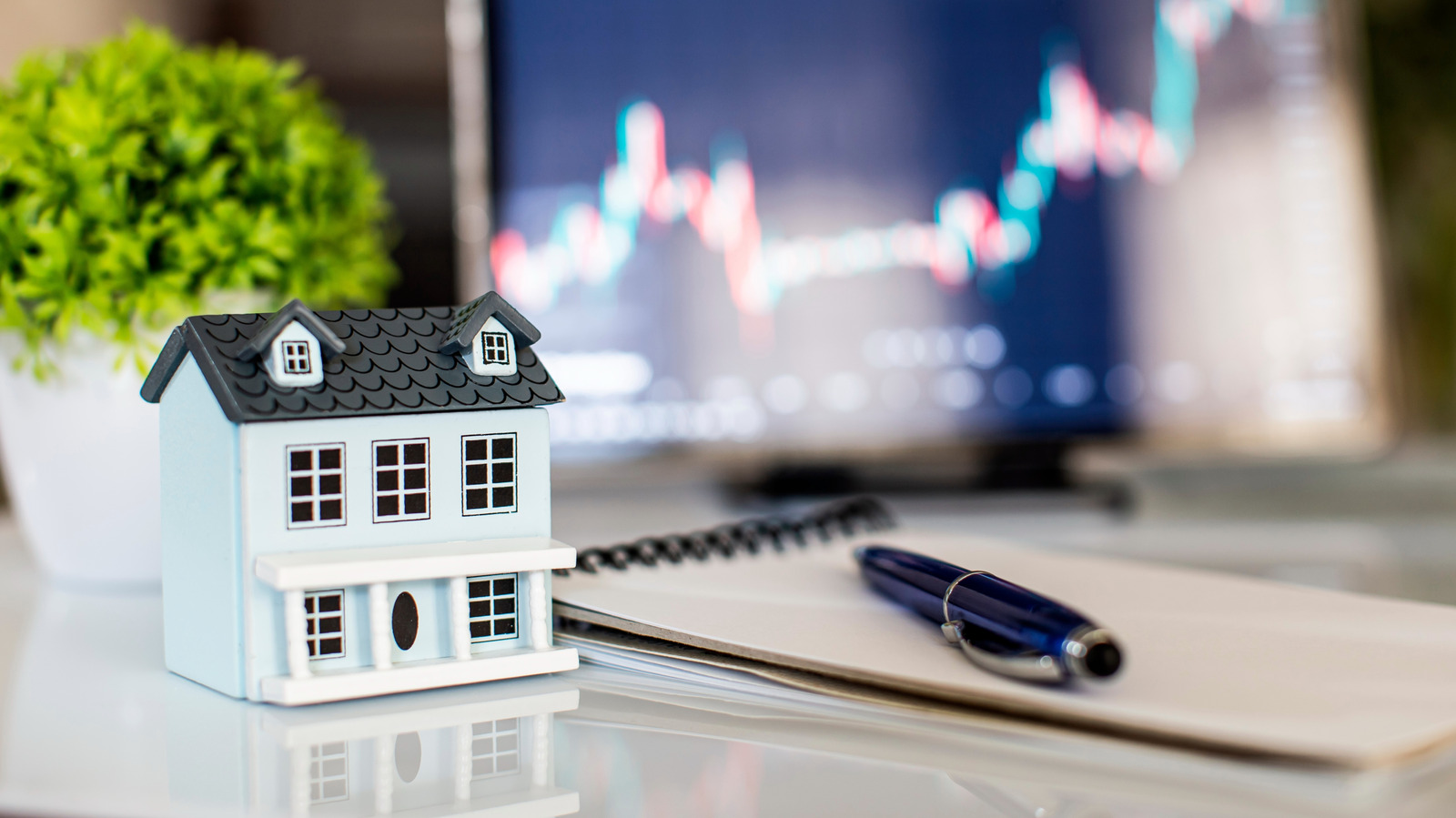 Comment la baisse des cotes de crédit a un impact sur le marché du logement