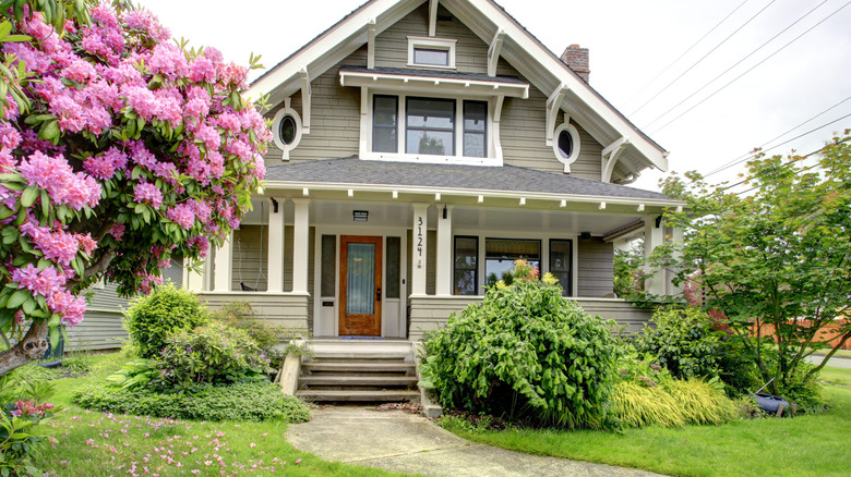 Bel exemple de maison d'artisan