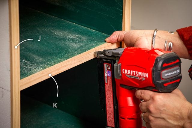 Créez une table de blocs de construction que toute la famille adorera Tfhd26 Make Table de blocs de construction Dr 02 02 066b Callouts