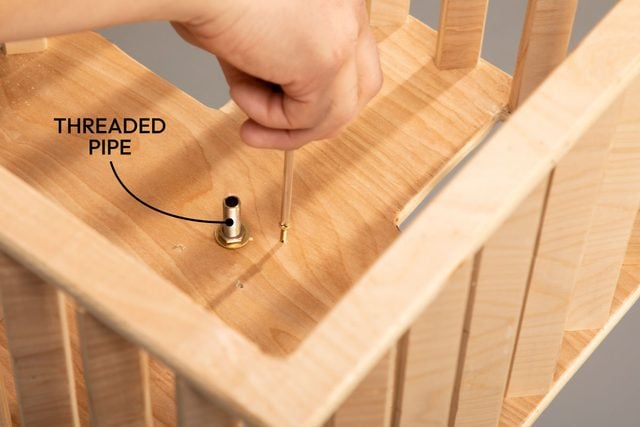 Comment construire une chaise de meuble en contreplaqué à partir d'une seule feuille Projet Tfh26 Lampe en contreplaqué Dr 02 24 70 Légendes